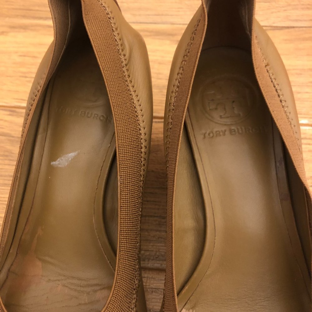 Tory Burch Caroline Wedge heeled slip on leather, 7 - Picture 11 of 14